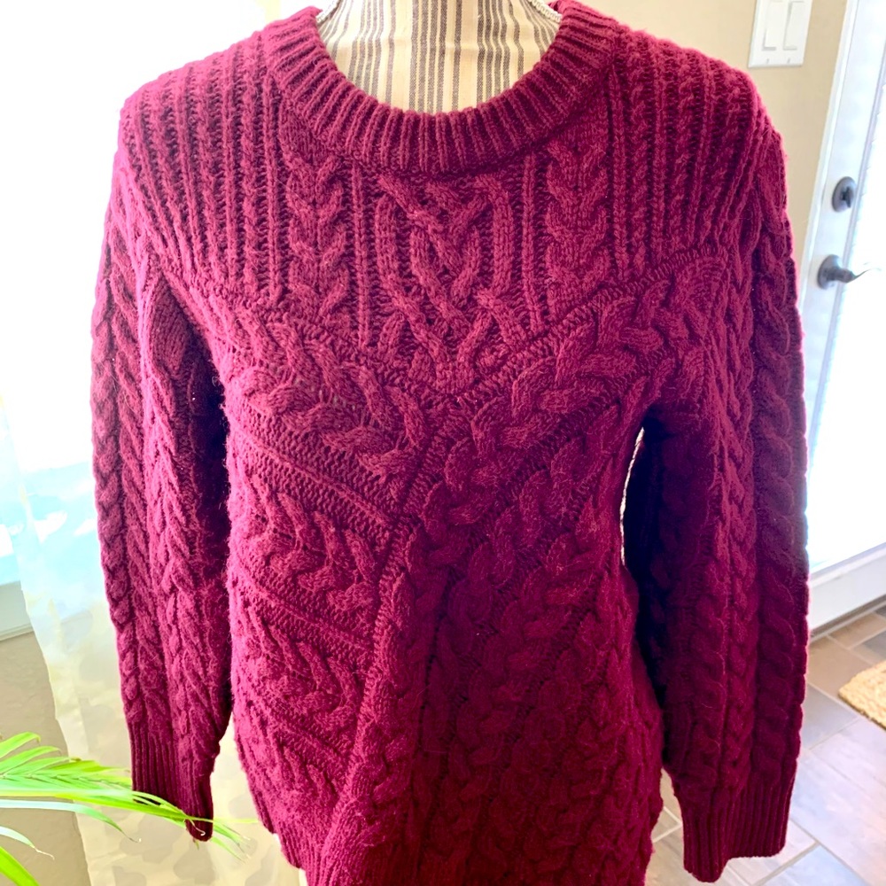 Cozy Gorgeous Pullover Sweater